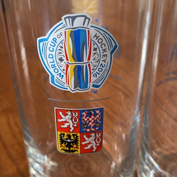 Molson Canadian 2016 World Cup hockey set of 4 glasses. - Picture 7 of 10